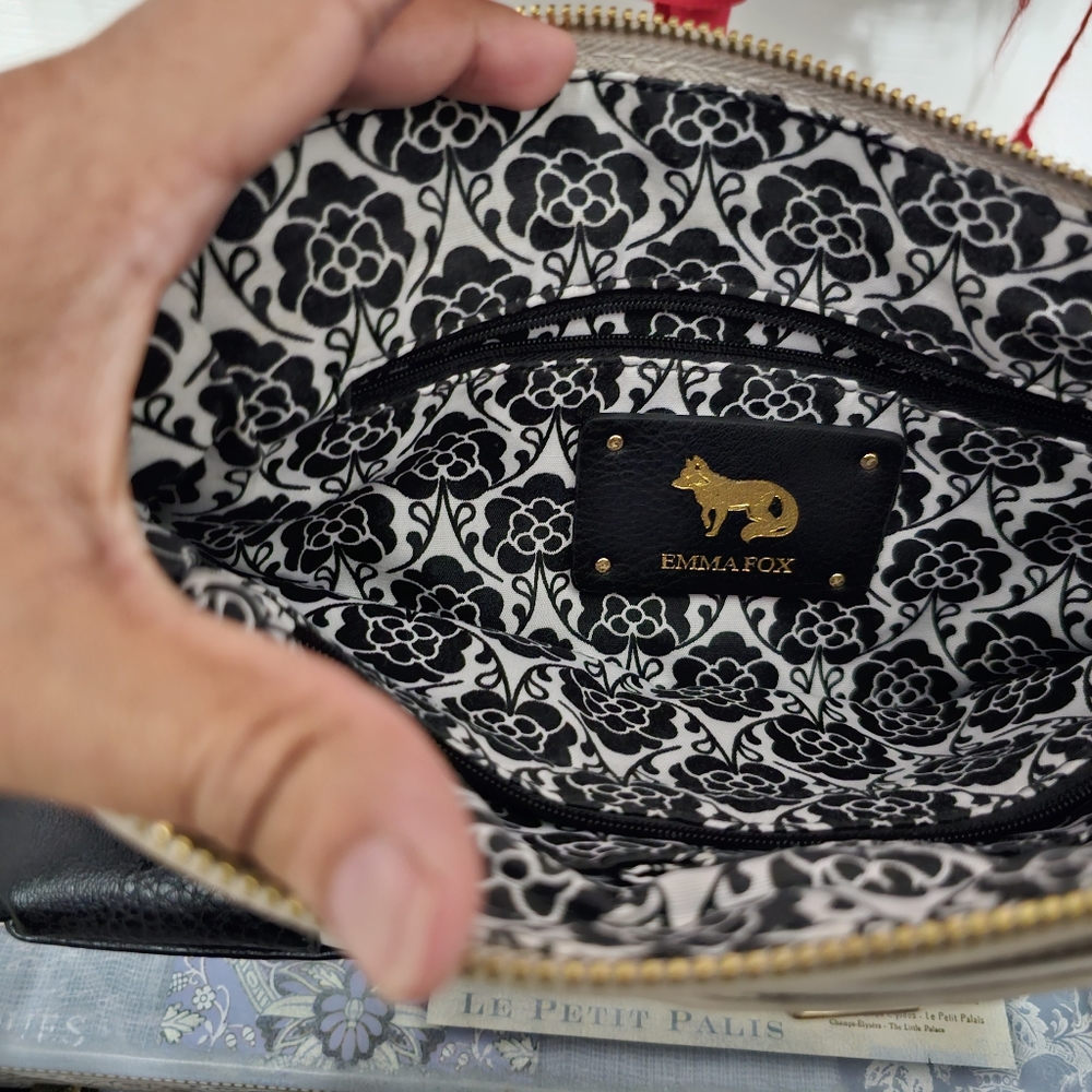 🎀Emma Fox Purse - Picture 3 of 4